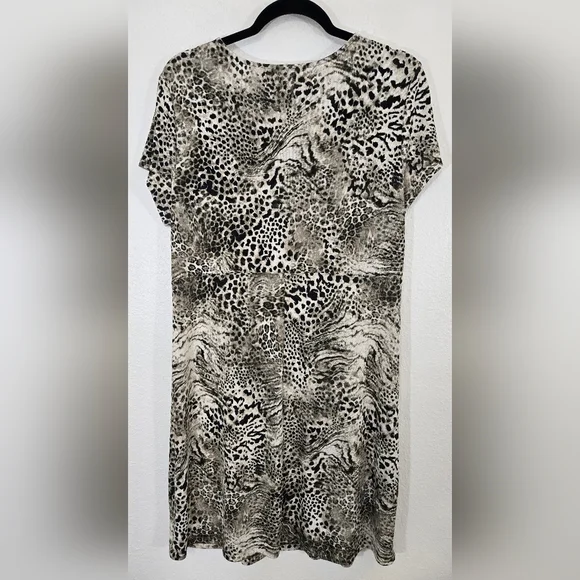 Chico's Easywear Animal Print Gray Tan Black Short Sleeve Work Travel, 2 (12) - Picture 3 of 6